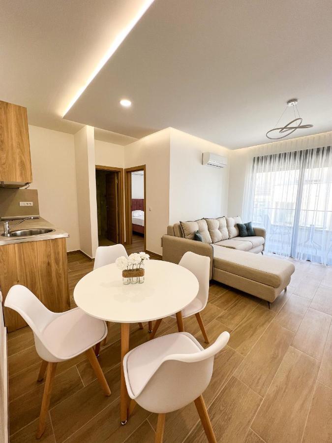 Square Residence Улцинь Экстерьер фото