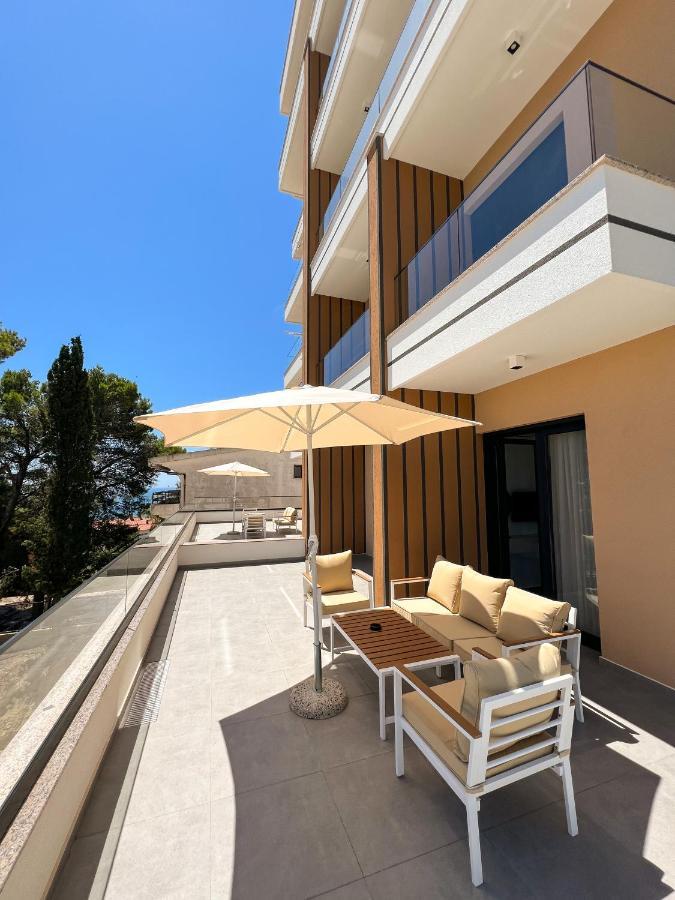 Square Residence Улцинь Экстерьер фото