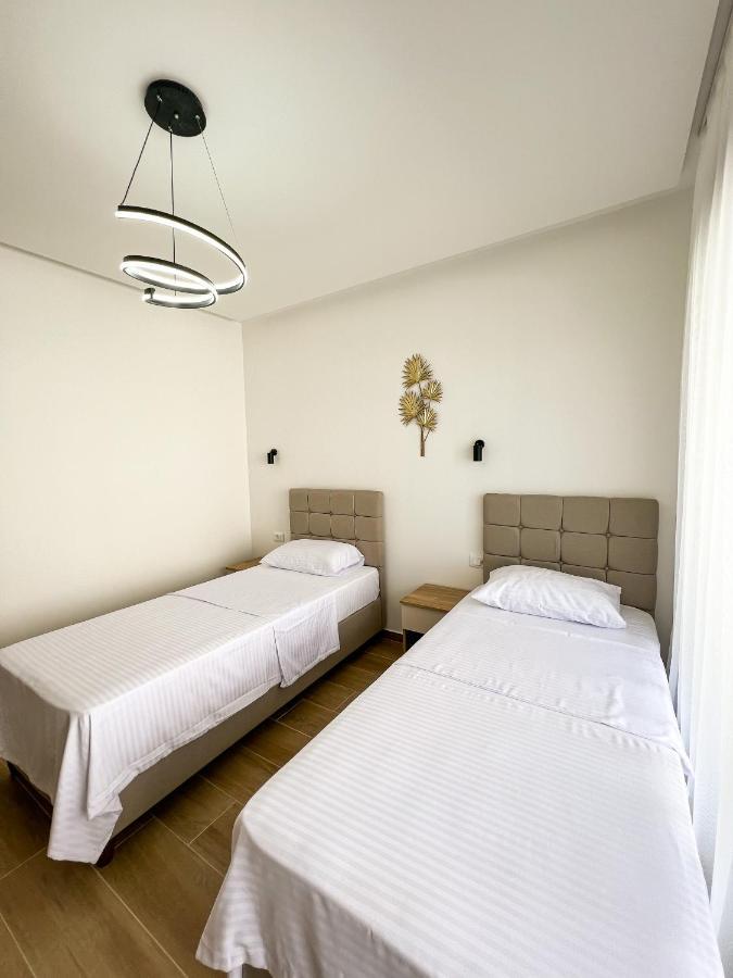 Square Residence Улцинь Экстерьер фото
