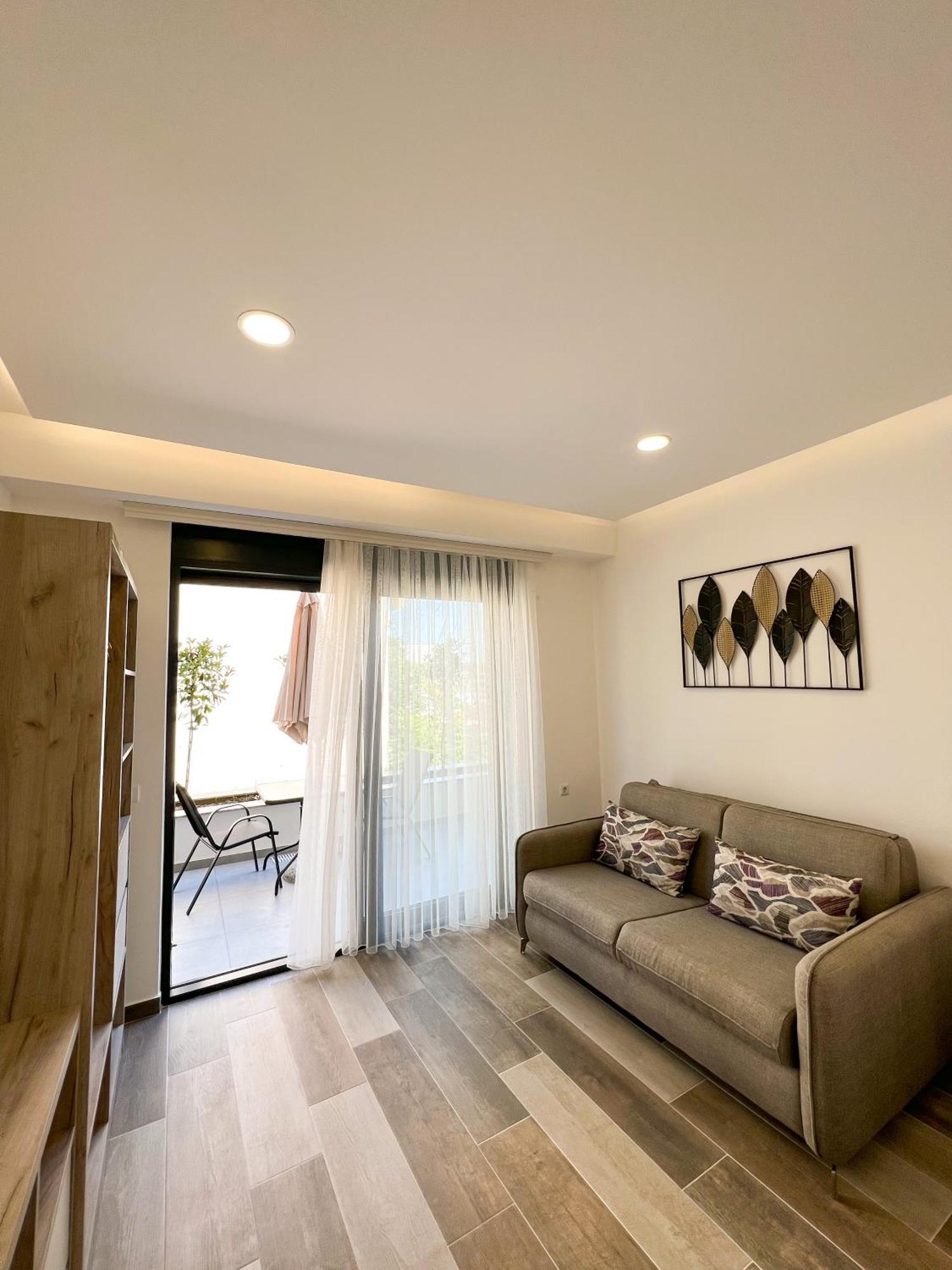 Square Residence Улцинь Экстерьер фото