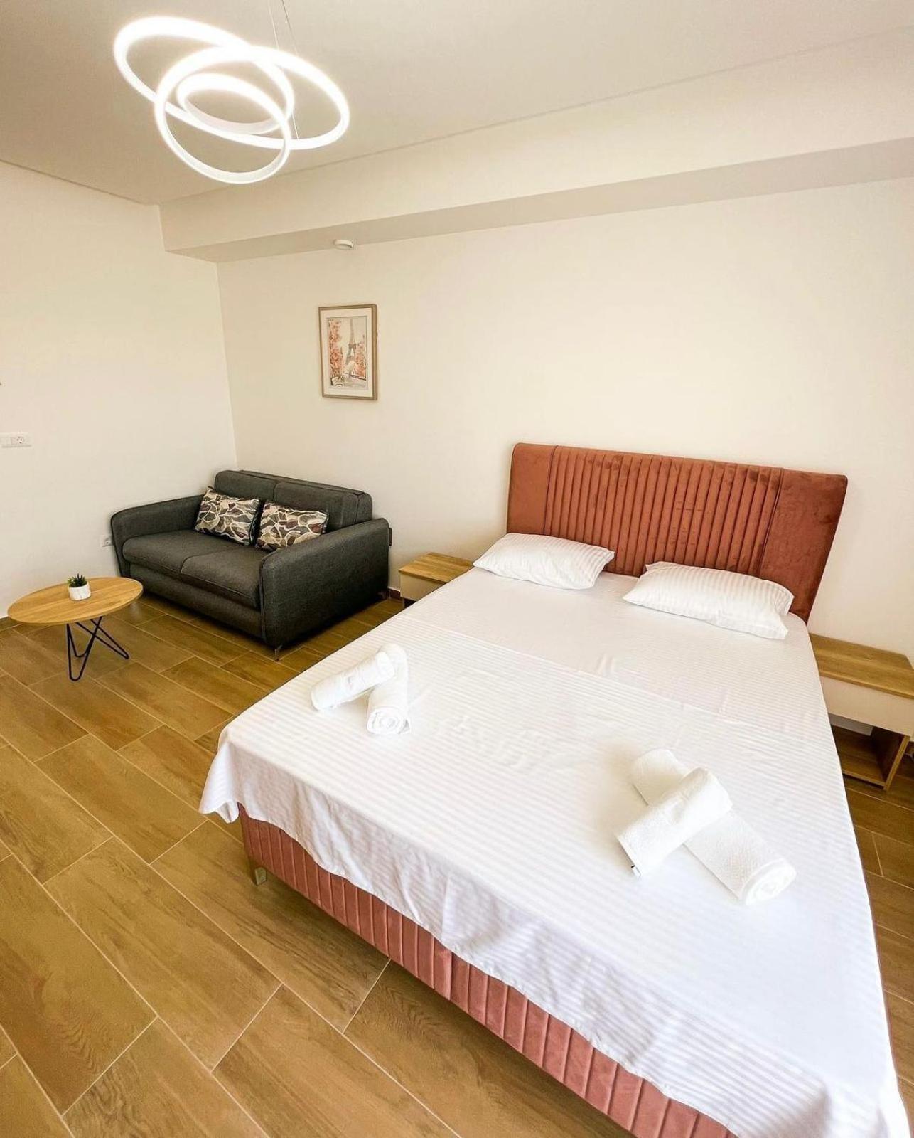 Square Residence Улцинь Экстерьер фото